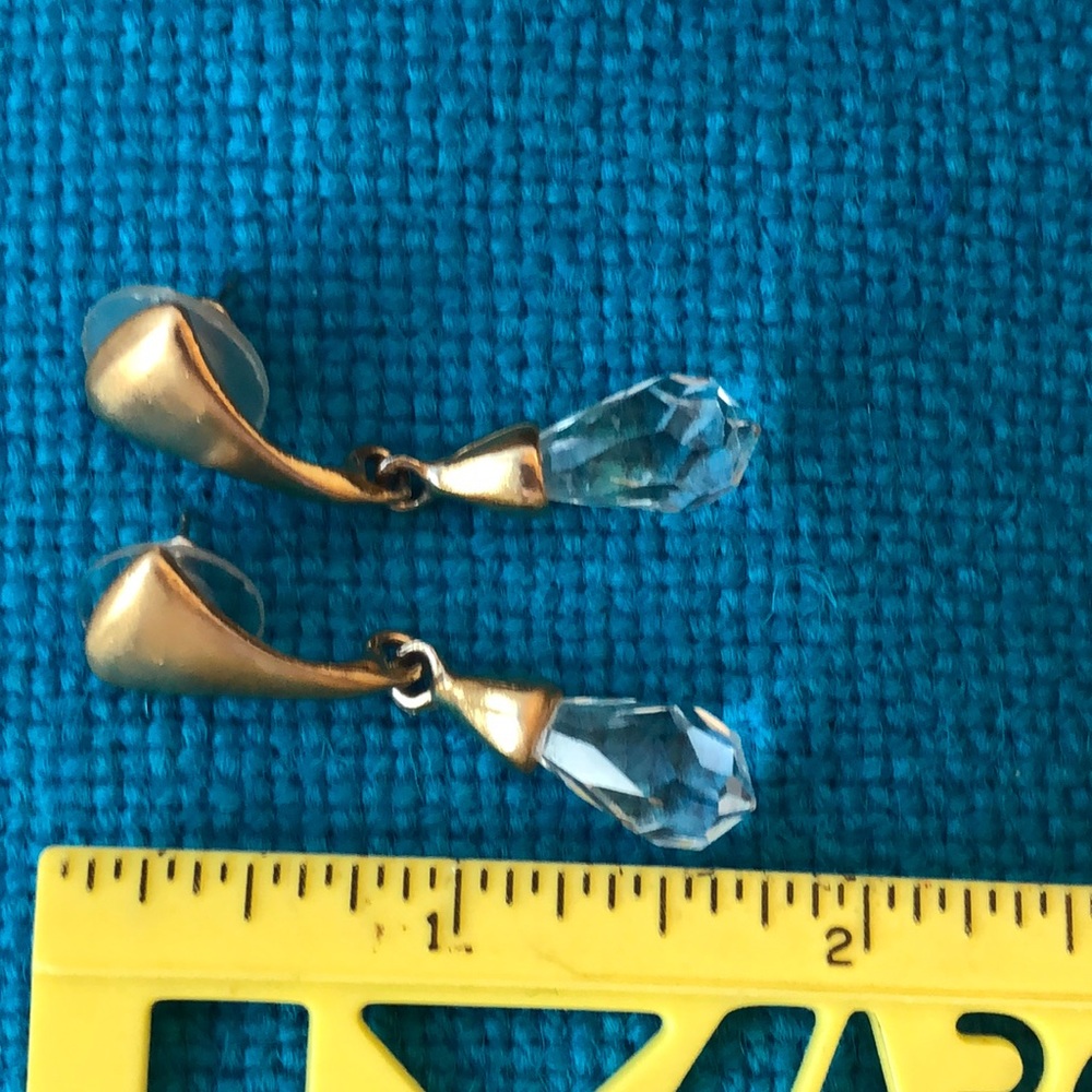 Brushed gold tone Crystal dangle earrings